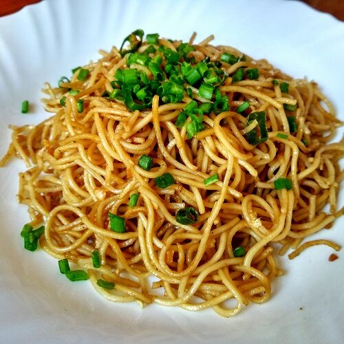 Chilli Garlic Noodles | Garlic Noodles | Indo-Chinese Noodles ...