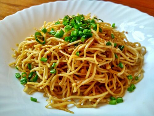 Chilli Garlic Noodles | Garlic Noodles | Indo-Chinese Noodles ...