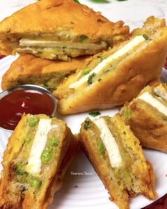 Paneer Bread Pakora/Pakoda | Tempting Treat