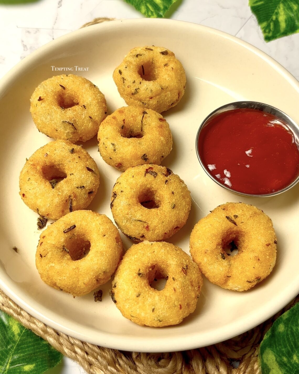 Instant Suji Or Rava Medu Vada Recipe