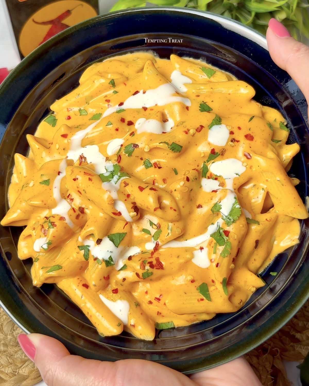 The Best Creamy Cheesy Penne Pasta Recipe (15-Minute Meal!)